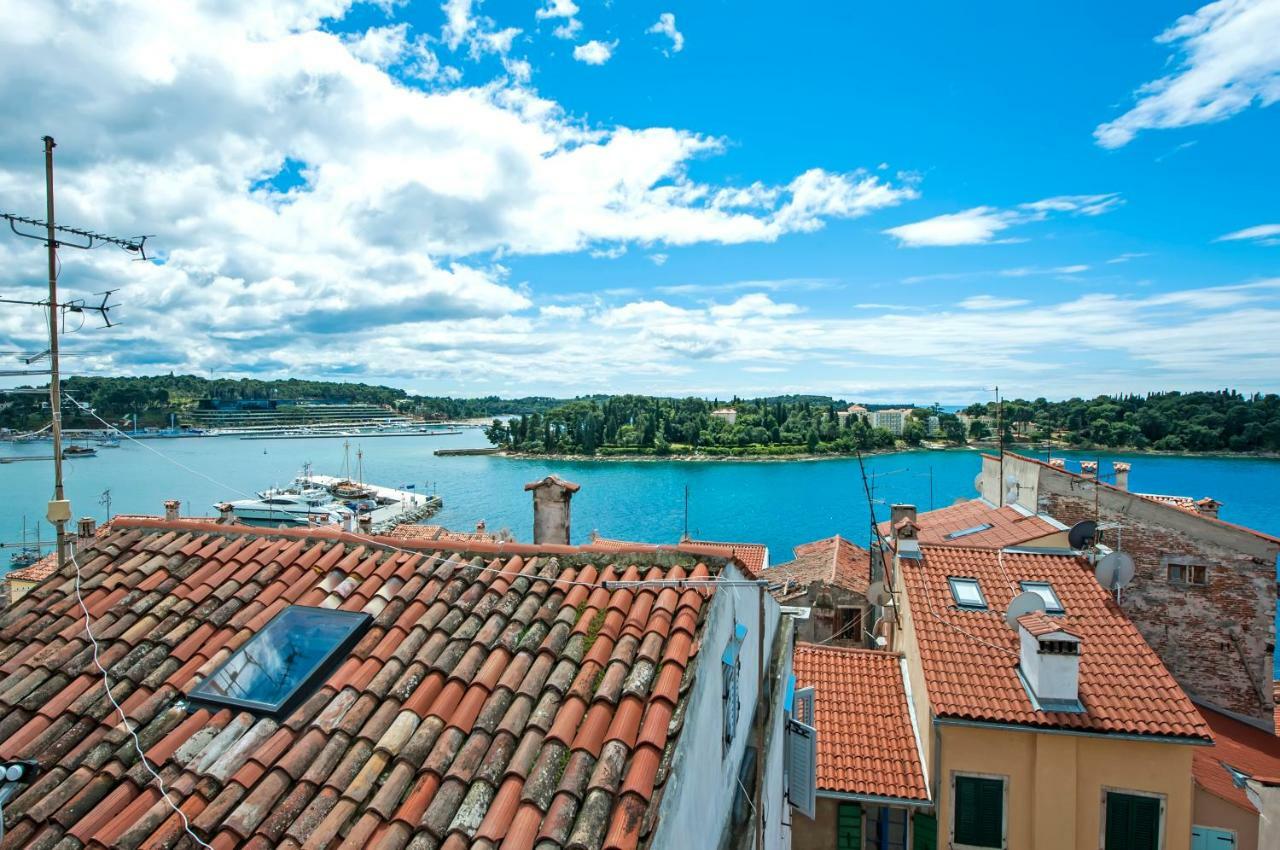 Studio Oscar IV With Terrace And Sea View Ровінь Екстер'єр фото